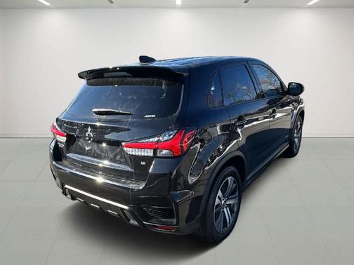 2023 Mitsubishi Outlander Sport SE