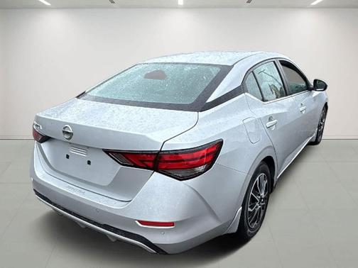 Brilliant Silver Metallic 2020 Nissan Sentra S