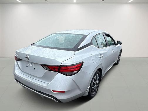Brilliant Silver Metallic 2020 Nissan Sentra S