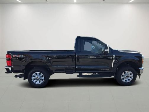 2023 Ford F-350 XLT