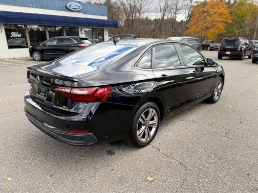 2022 Volkswagen Jetta 1.5T SE