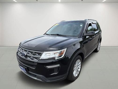 AGATE BLACK 2019 Ford Explorer XLT