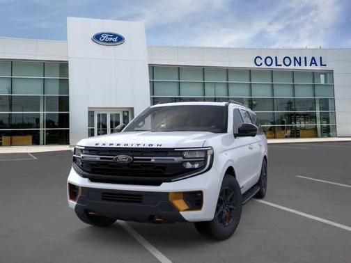 OXFORD WHITE 2026 Ford Expedition Tremor