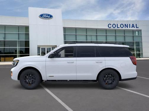 OXFORD WHITE 2026 Ford Expedition Tremor
