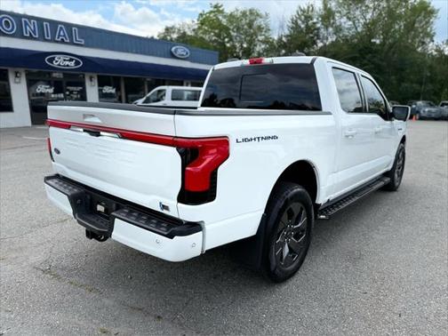 2023 Ford F-150 Lightning LARIAT