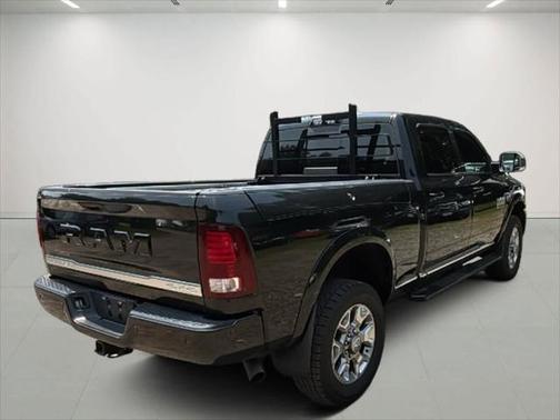 2018 RAM 2500 Limited Crew Cab 4x4 6'4' Box
