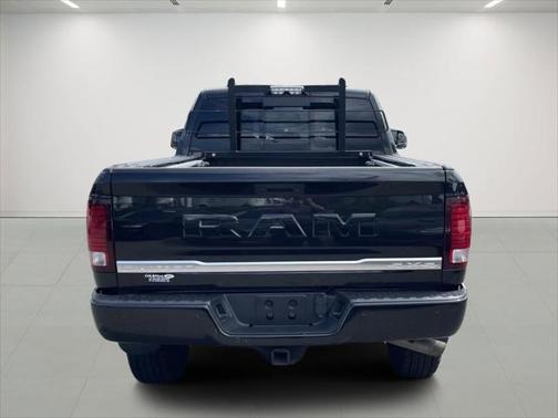 2018 RAM 2500 Limited Crew Cab 4x4 6'4' Box