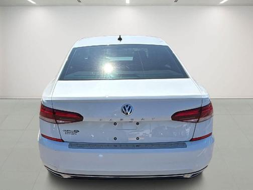 2021 Volkswagen Passat 2.0T SE