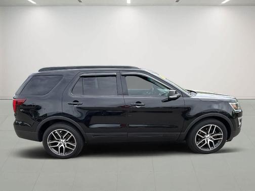 SHADOW BLACK 2016 Ford Explorer Sport