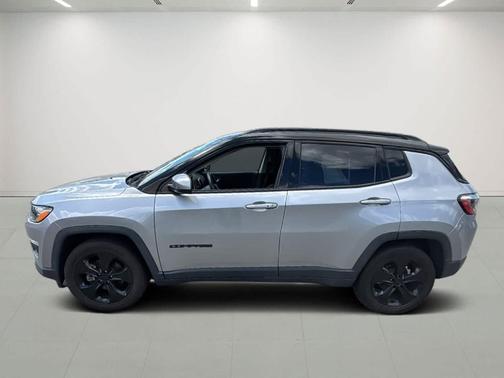 Billet Silver Metallic Clearcoat 2019 Jeep Compass Latitude