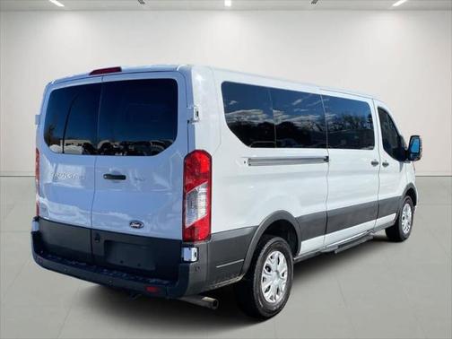 2022 Ford Transit-350 XLT