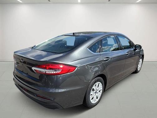 2019 Ford Fusion S
