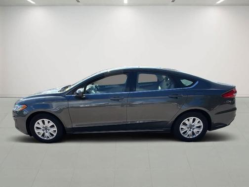 2019 Ford Fusion S