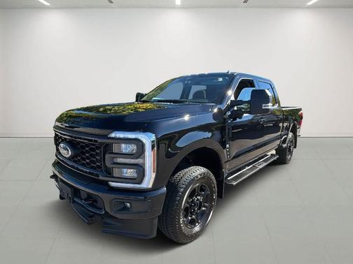 2024 Ford F-350 XLT