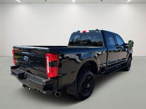 2024 Ford F-350 XLT