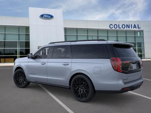 Glacier Gray Metallic Tri-Coat 2026 Ford Expedition Max Platinum