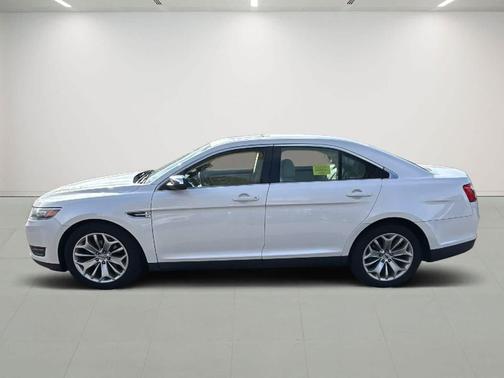 2015 Ford Taurus Limited
