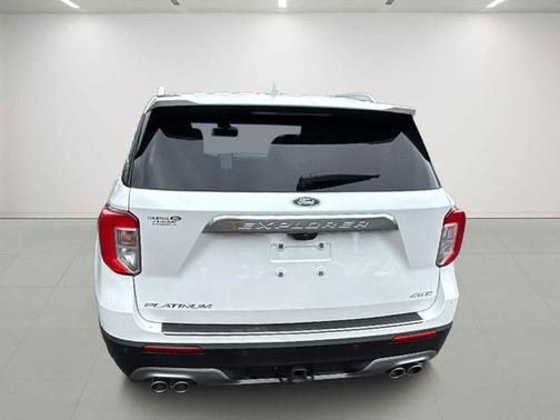 STAR WHITE MET TRI-COAT 2021 Ford Explorer Platinum