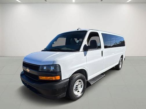 2023 Chevrolet Express 3500 RWD 3500 Extended Wheelbase LS
