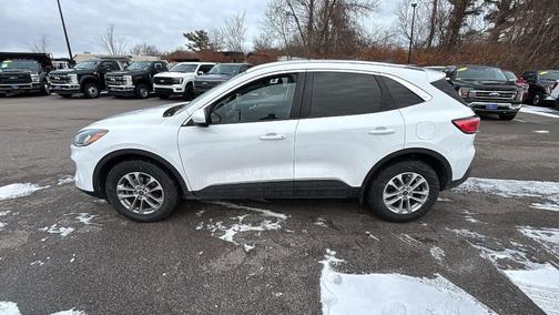 2021 Ford Escape SE