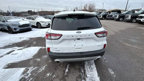 2021 Ford Escape SE