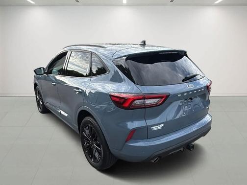 2023 Ford Escape ST-Line Elite