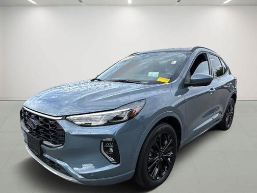 2023 Ford Escape ST-Line Elite