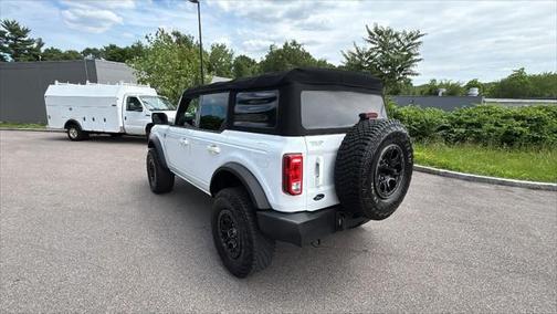 2022 Ford Bronco Base