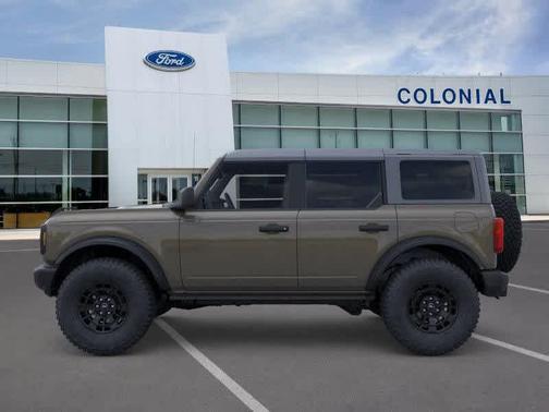 2026 Ford Bronco Base