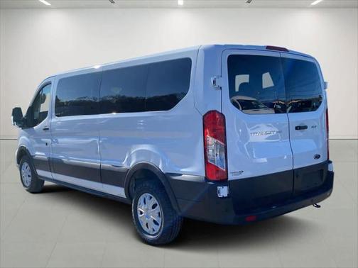 2022 Ford Transit-350 XLT