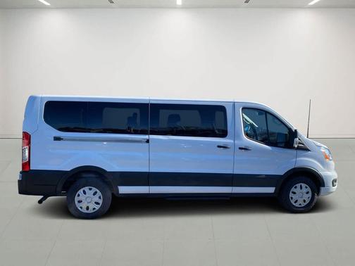 2022 Ford Transit-350 XLT