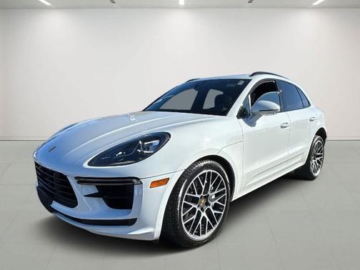 2020 Porsche Macan Turbo