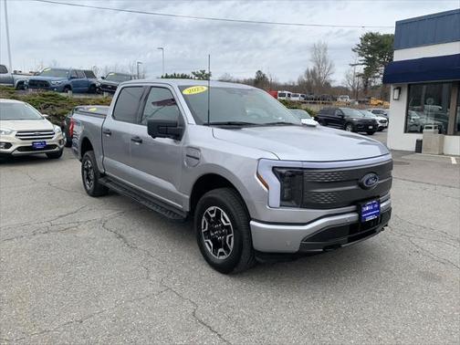 2023 Ford F-150 Lightning XLT