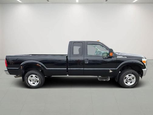 SHADOW BLACK 2016 Ford F-250 XLT