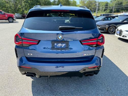 2022 BMW X3 M40i