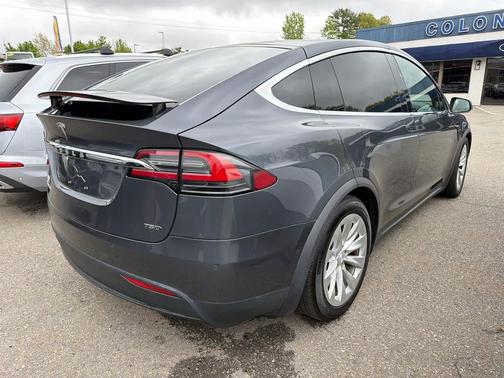 GREY 2017 Tesla Model X 90D