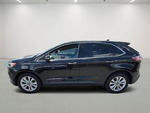 AGATE BLACK 2020 Ford Edge Titanium