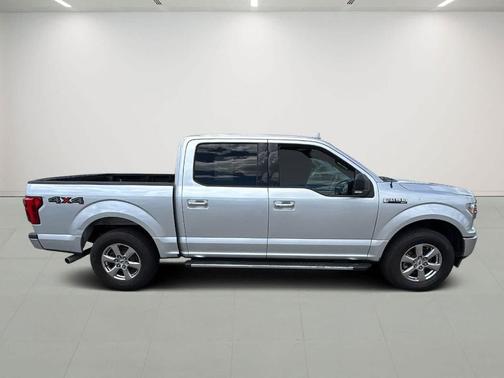 INGOT SILVER 2018 Ford F-150 XLT