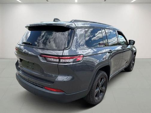 Baltic Gray Metallic Clearcoat 2021 Jeep Grand Cherokee L Altitude