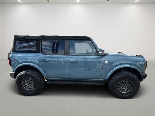 AREA 51 2021 Ford Bronco Outer Banks