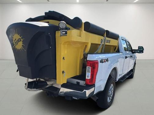 OXFORD WHITE 2017 Ford F-350 XL