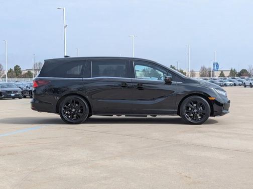 2023 Honda Odyssey Sport