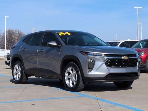 2024 Chevrolet Trax LS