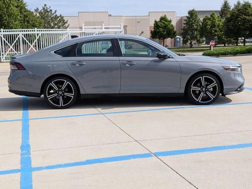 Urban Gray Pearl 2025 Honda Accord Hybrid Sport