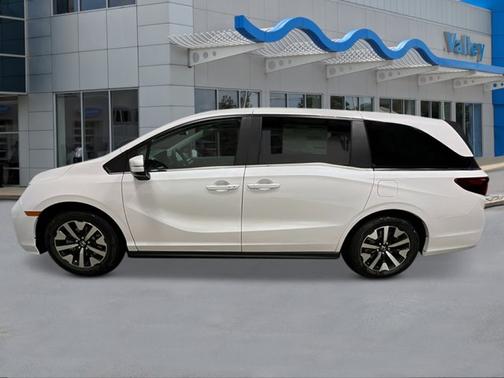 Platinum White Pearl 2026 Honda Odyssey EX-L