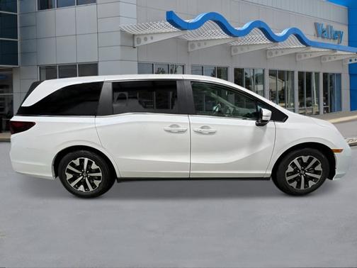 Platinum White Pearl 2026 Honda Odyssey EX-L