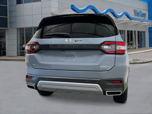 2025 Honda Pilot Touring 8-Passenger