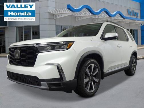 2025 Honda Pilot Touring 8-Passenger