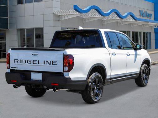 2025 Honda Ridgeline Black