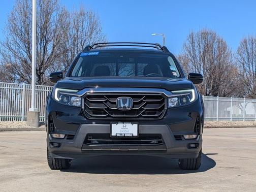 Crystal Black Pearl 2022 Honda Ridgeline RTL-E